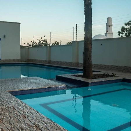 Lux Suites Nyali Luxury Apartments Mombasa Exteriér fotografie